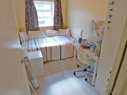 9 Bed End Terrace, Gainsborough Road, L15