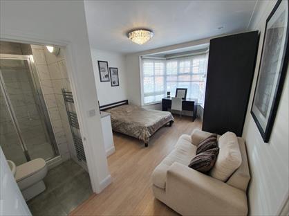 Room in a Shared House, Fairfield Crescent, HA8