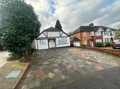 4 Bed Bungalow, Court Road, BR6