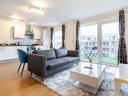2 Bed Flat, Pulse Court, RM7