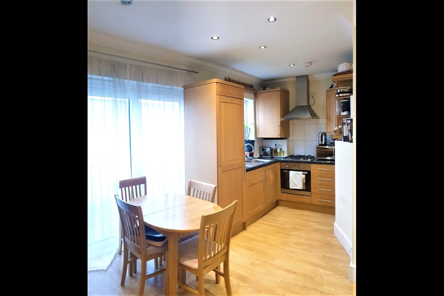 1 Bed Flat, Lavender Hill, SW11 photo 2