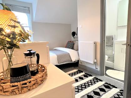 Room in a Shared House, Elwick Road, TN23