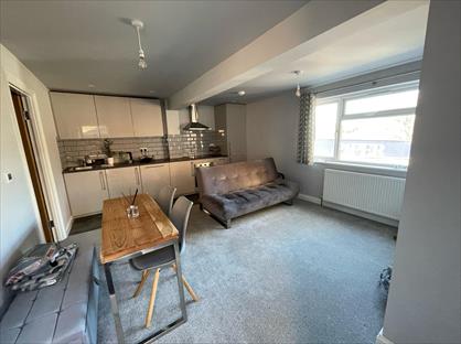 1 Bed Flat, London Road, HP8