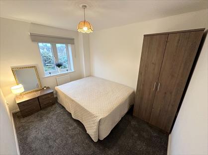 Room in a Shared Flat, Bray Crescent, SE16