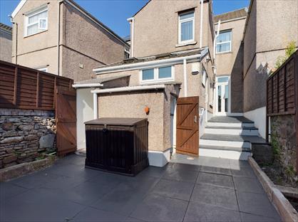 5 Bed Semi-Detached House, King Edwards Road, SA1