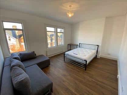 Room in a Shared House, Kenwyn Road, SW4