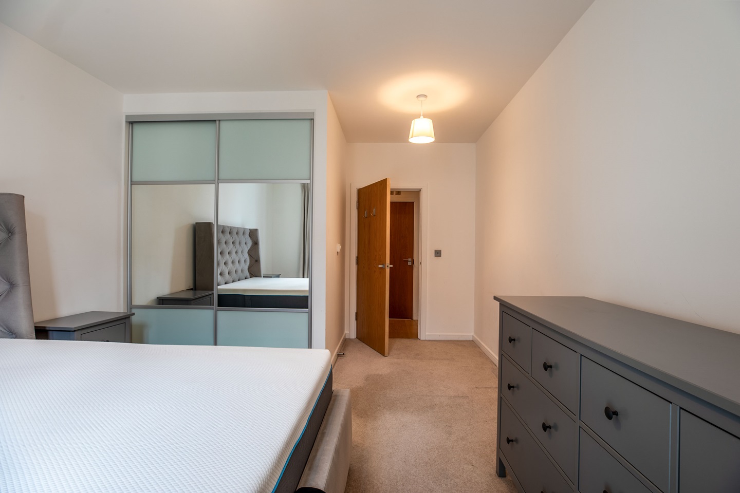 1 Bed Flat, Elder House, SE16 photo 5