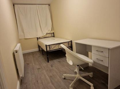 Room in a Shared House, West Road, NE5