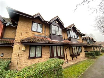 1 Bed Flat, Thicket Grove, SE20