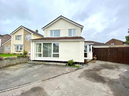 4 Bed Detached House, Westover, BA11