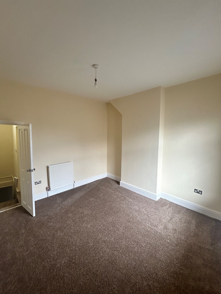 Manchester 2 Bed End Terrace, Friendship Avenue, M18 To Rent Now for £950.00 p/m