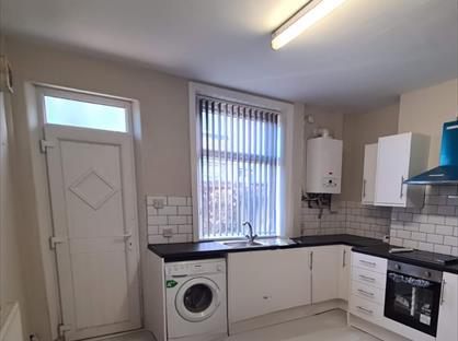 2 Bed Terraced House, Westmorland Street, BB11