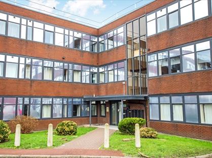 1 Bed Flat, Biwater House, OL10