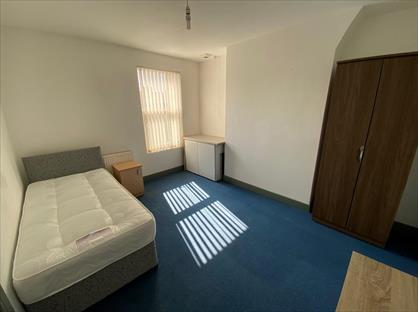 Room in a Shared House, Wadham Road, L20