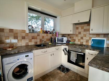 1 Bed Flat, Hazel House, TN39