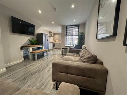 6 Bed Terraced House, Ridley Road, L6