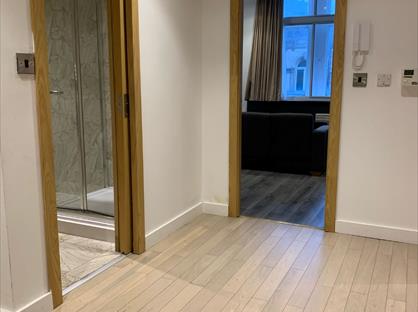 3 Bed Flat, Produce Exchange Building, L2