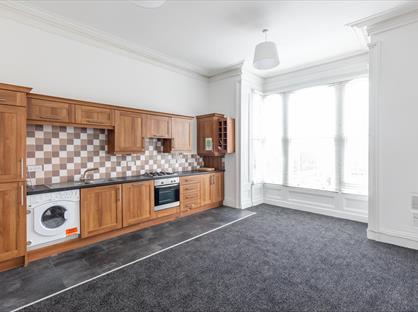 2 Bed Flat, The Oaks, SR2