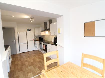 5 Bed End Terrace, Lilac Grove, NG9