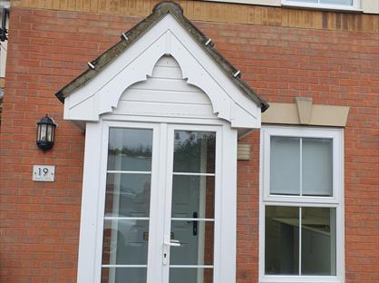 2 Bed Semi-Detached House, Marina Close, PO32