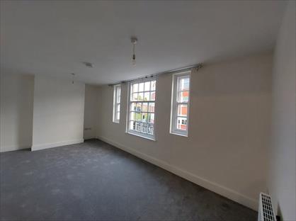 1 Bed Flat, Crendon Street, HP13