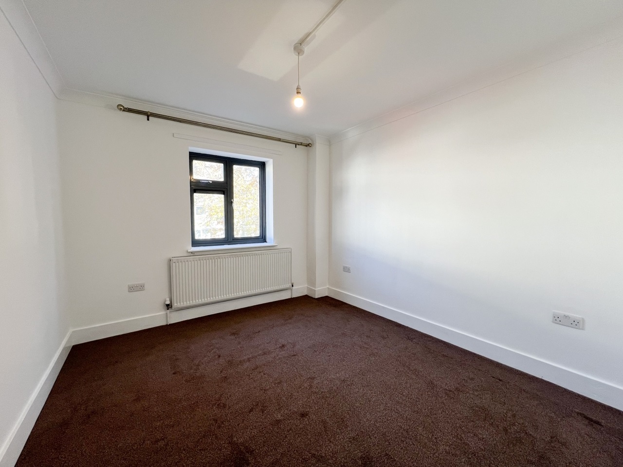 London 1 Bed Flat, Petal Court, E6 To Rent Now for £1,500.00 p/m