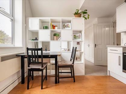 Studio Flat, St. Mark's Rise, E8