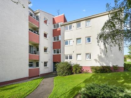 2 Bed Flat, North Gyle Grove, EH12