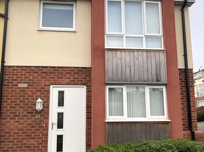 3 Bed End Terrace, Y Bae, LL57