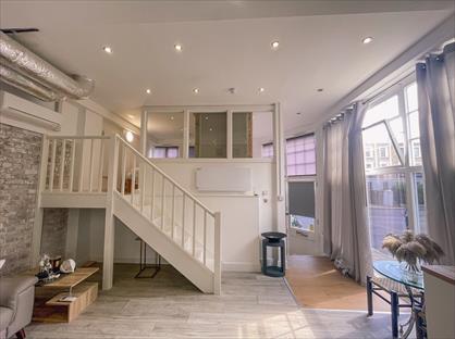 1 Bed Flat, Ref: 1676 Studio 1 - 237 Caledonian , N1