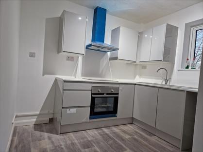 2 Bed Flat, Eastleigh, SO50