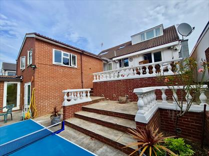 4 Bed Semi-Detached House, Inchbrook Road, CV8