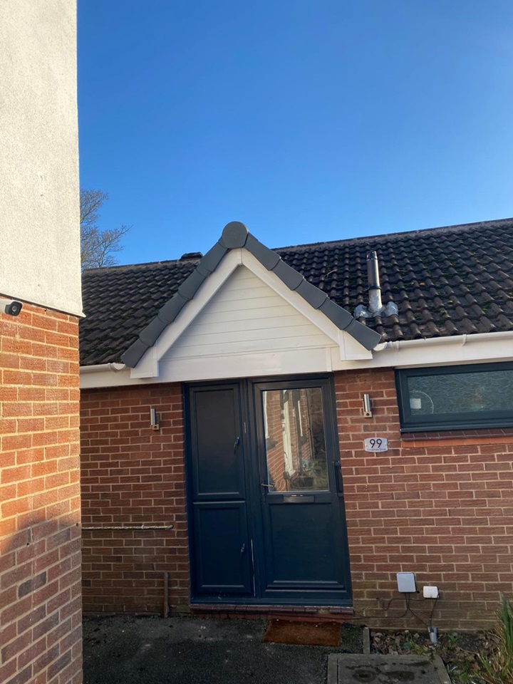 Worsley, Manchester 2 Bed Bungalow, Longshaw Drive, M28 To Rent Now