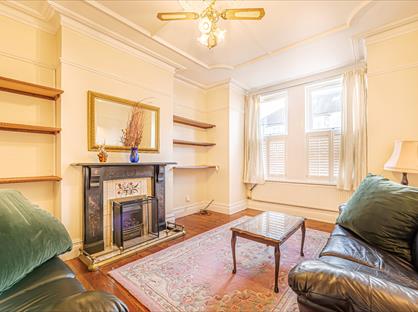 4 Bed Semi-Detached House, Stockfield Road, SW16
