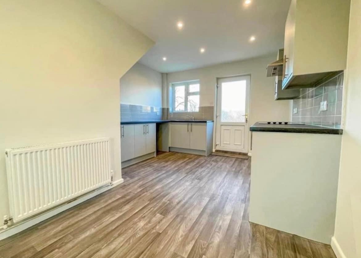 Dunholme, Lincoln 3 Bed Terraced House, Allwood Road, LN2 To Rent