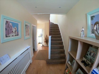 3 Bed Semi-Detached House, The Ridgeway, CR0