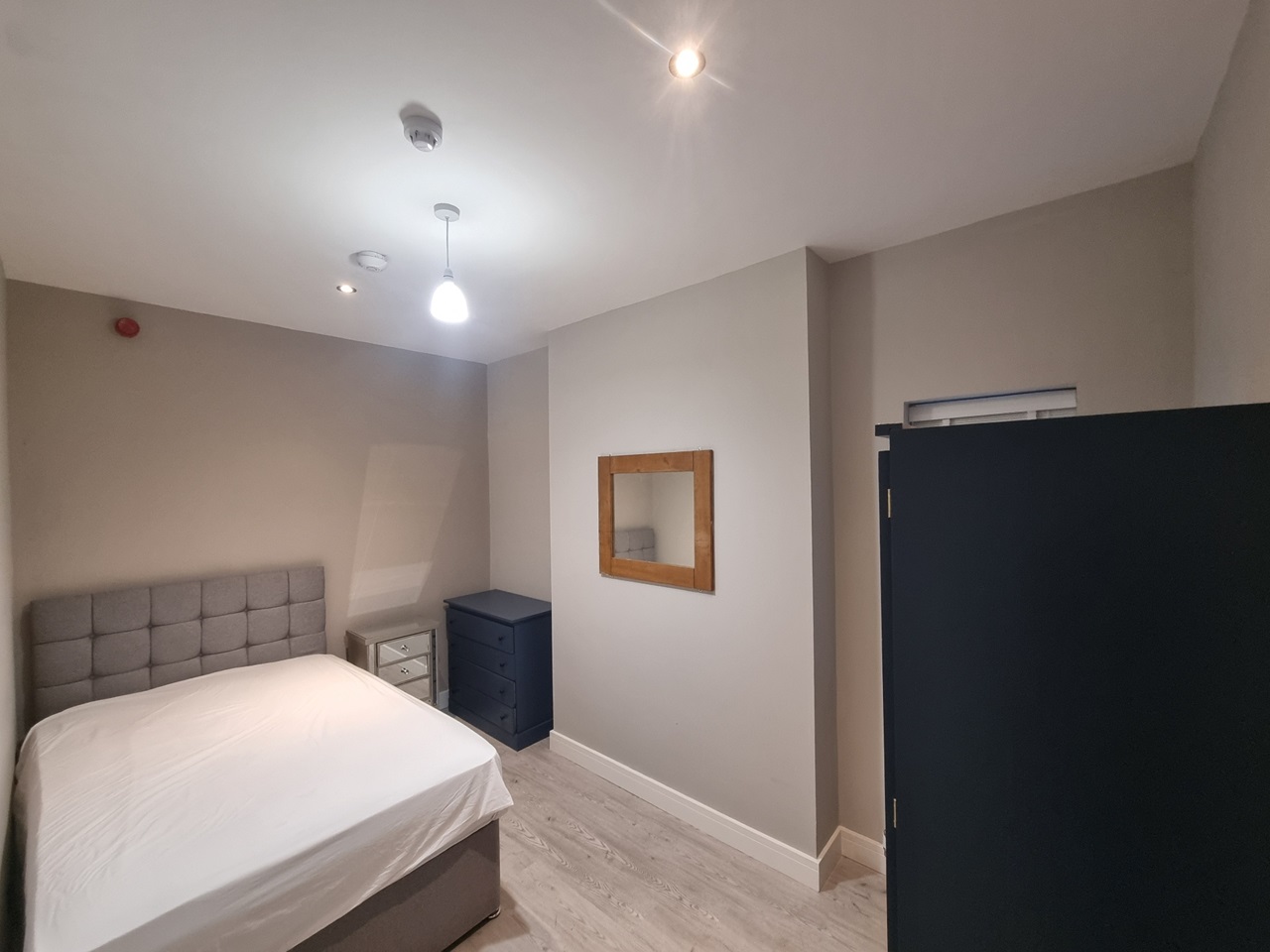 Southville, Bristol Room in a Shared Flat, Coronation Road, BS3 To