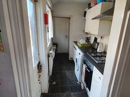 Room in a Shared House, Cowley Road, UB8