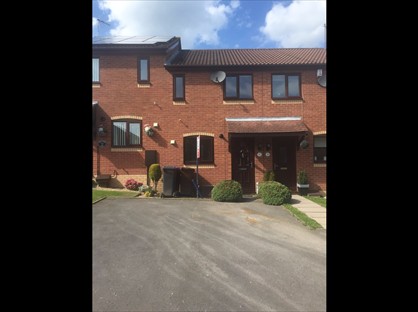 2 Bed Terraced House, Bluebell Close, ST8