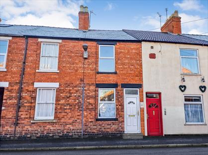 2 Bed Terraced House, Redcross Street, NG31