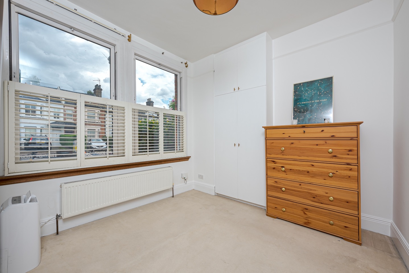 London 2 Bed Flat, Earlsfield Road, SW18 To Rent Now for £2,100.00 p/m