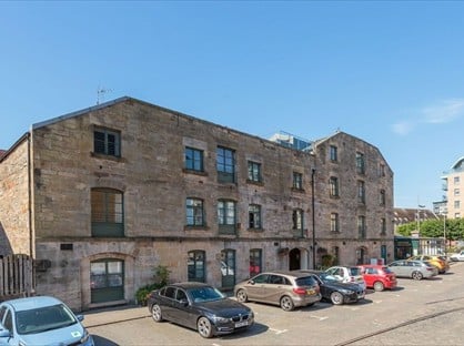 2 Bed Flat, Commercial Street, EH6