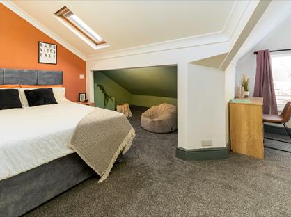 Room in a Shared House, Bromwich Street, BL2