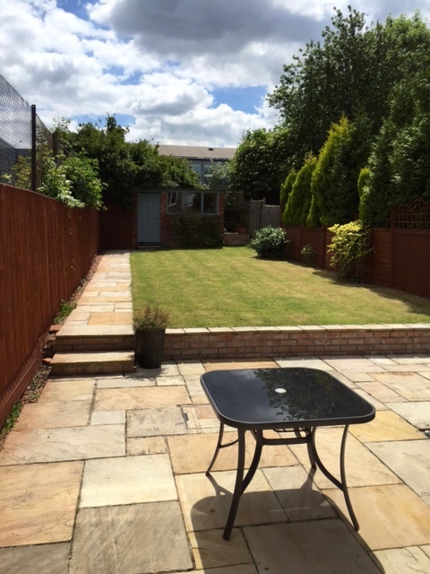 3 Bed Semi-Detached House, Gladstone Street, BS16, N1 7GU