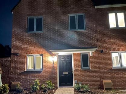 3 Bed Semi-Detached House, Choat Place, CM1