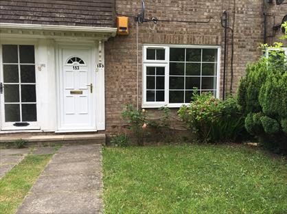 2 Bed Flat, Low Lane, LS18