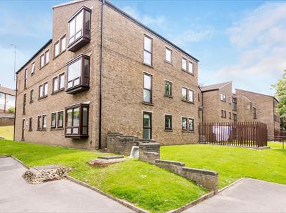 2 Bed Flat, Banksfield Avenue, LS19