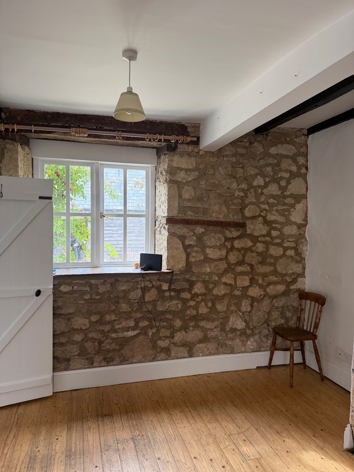 2 Bed Detached House, Binsey, OX2 photo 2