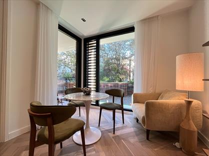 1 Bed Flat, Cluny Mews, SW5