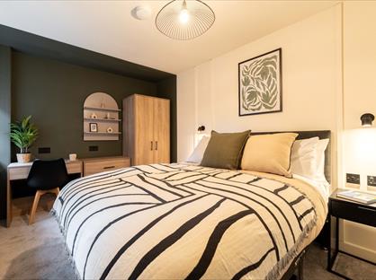 Room in a Shared House, Hodge Road, M28